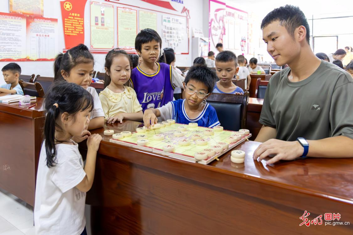 扎根乡土 深耕服务 新时代大学生的盛夏答卷 扎根乡土 深耕服务 新时代大学生的盛夏答卷